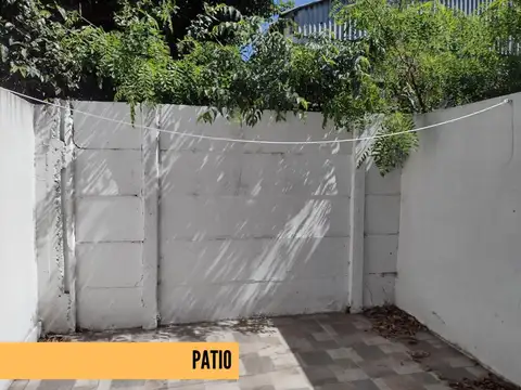 Av. Del Valle 472 , Piso PB