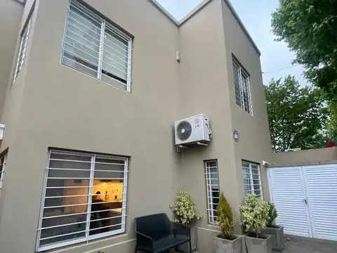 Excelente Casa 5 Amb en Martinez