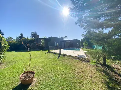 Casa en Venta en Roldan, USD 245.000