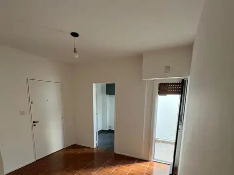 Departamento -Villa Gral. Mitre Dpto. 2 ambientes con patio interno  excelente distribución