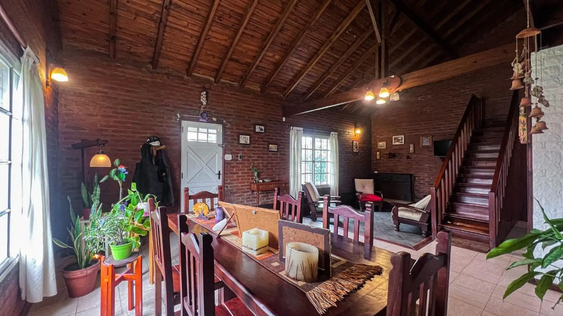 Venta casa 3 ambientes Acantilados con Parque