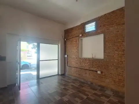Alquiler | Local - Oficina de 20 M2 | Zona centro.
