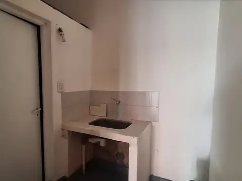 Local en Alquiler en Centro, $ 400.000