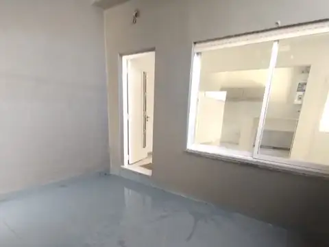 Depto Tipo Casa en Alquiler en Villa Bonich, $ 490.000