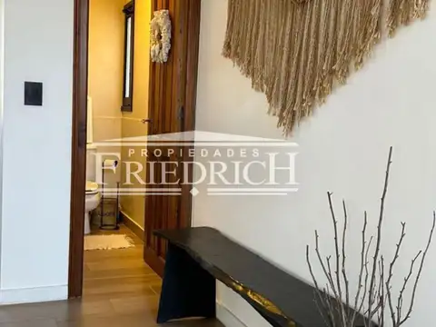 Casa 5 ambientes con 3 baños