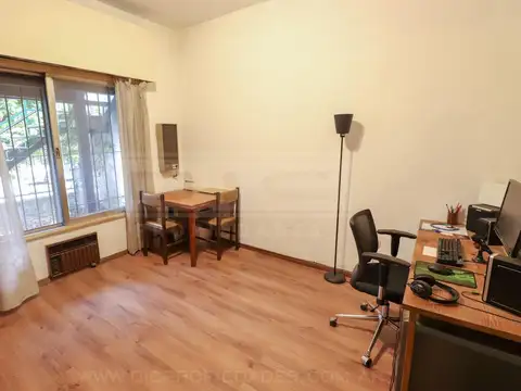 Depto Tipo Casa en Venta con 1 cocheras