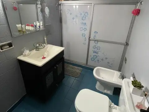 Depto Tipo Casa en Venta con 1 cocheras