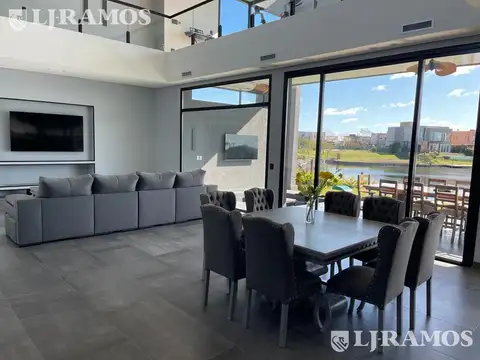 Casa en Alquiler al Norte