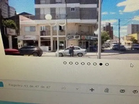 DEPARTAMENTO EN VENTA  A 1 CUADRA PEATONAL Y A 3 DE LA PLAYA