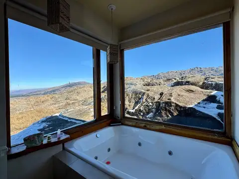 Se vende Hotel Boutique con Spa en Cumbrecita