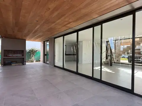 Casa en Venta en Morada, USD 420.000