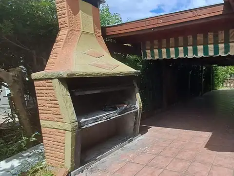 CASA EN ALQUILER EN BARRIO ALTOS DE MATHEU