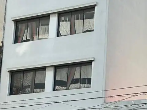 Edificio mas  Local en venta en Balvanera