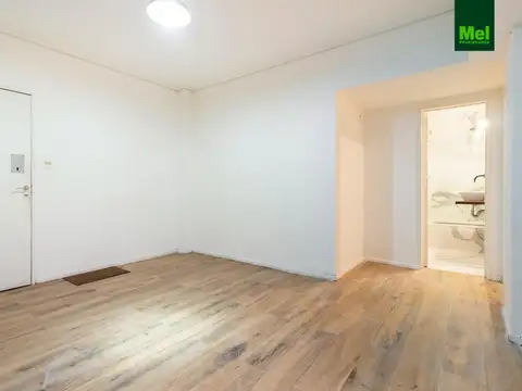 2 AMBIENTES  APTO PROFESIONAL CON PATIO