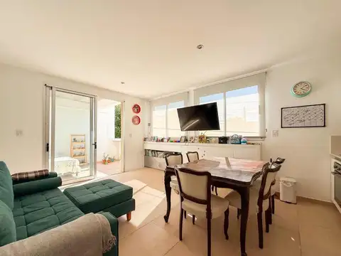 Casa 3 ambientes con 1 baño