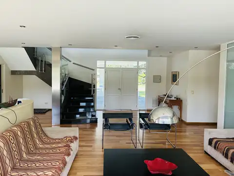 Imponente Casa en Aldea Tenis