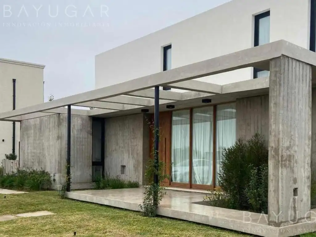 Venta Casa en San Sebastián - Pilar - Vista a la Laguna