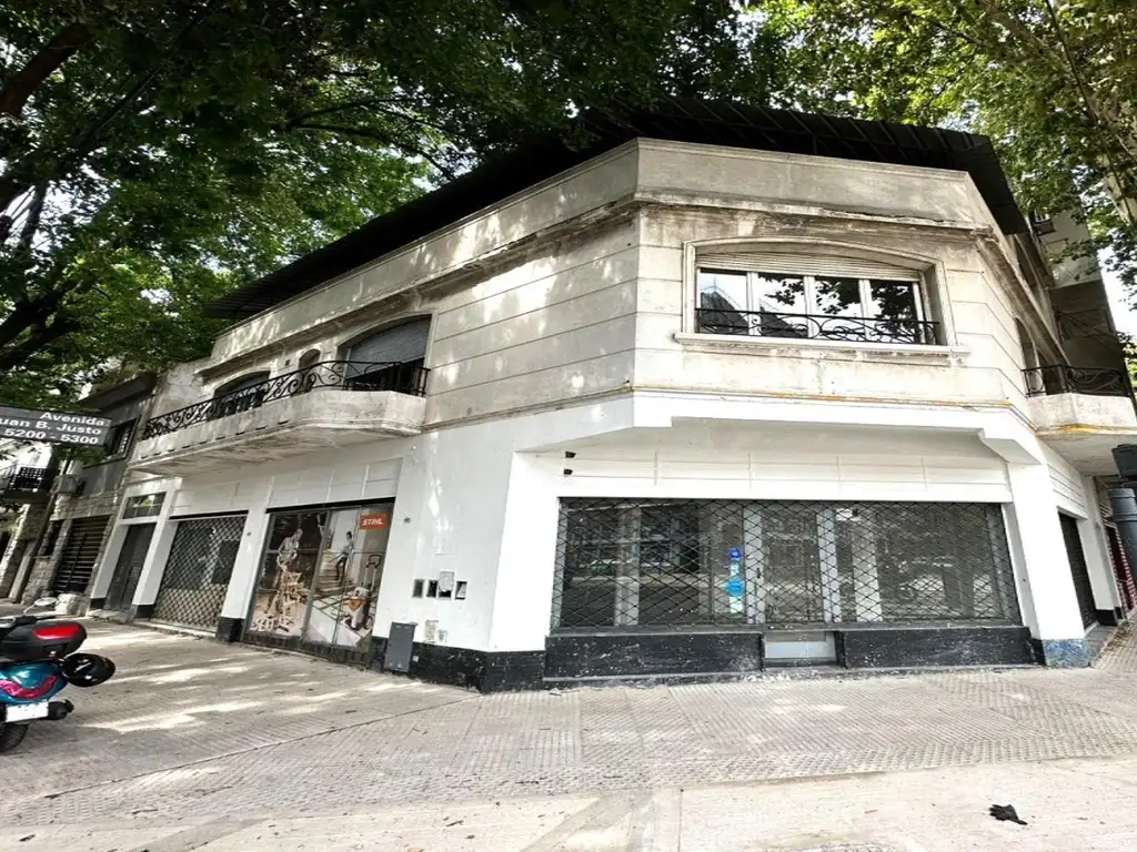JUSTO JUAN B 5200