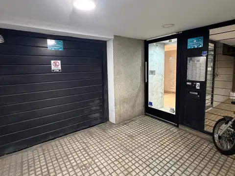 DEPARTAMENTO-MONOAMBIENTE-SIN BALCON-LOURDES-Francia al 1500