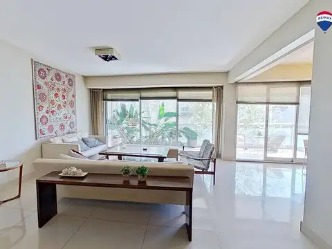 Departamento en Venta de 4 dormitorios