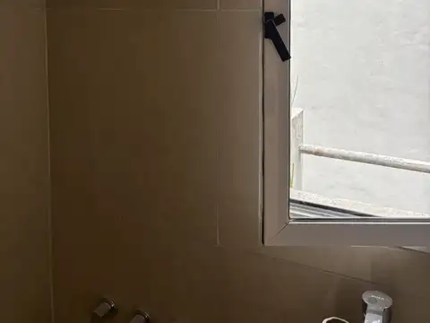 Avenida Olleros 1700, Piso 8