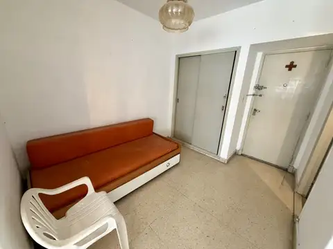 1 Amb dividido al frente con ventana