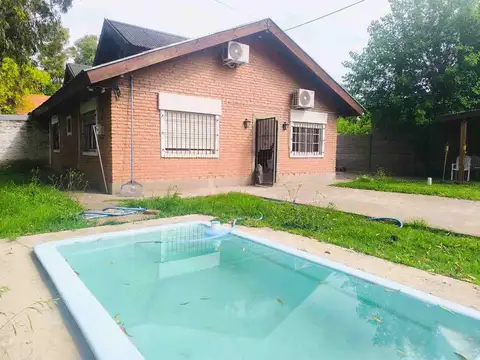 VENTA CASA DEL VISO PILETA