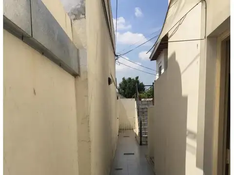 Depto Tipo Casa 4 ambientes con 1 baño