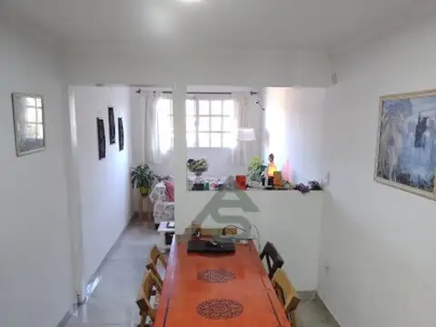 Depto Tipo Casa en Alquiler de 2 dormitorios