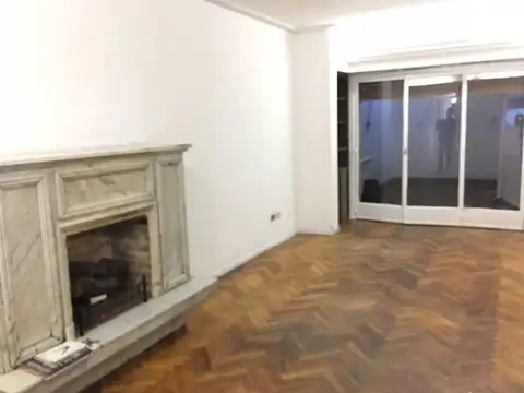 3 Ambientes – Al Frente - Planta Baja - Patio