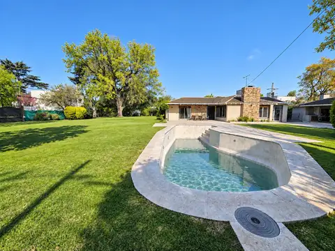 Casa en La Horqueta zona Newman OPORTUNIDAD Lote 1900m²