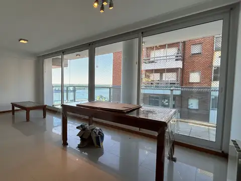 Departamento en Alquiler de 3 dormitorios