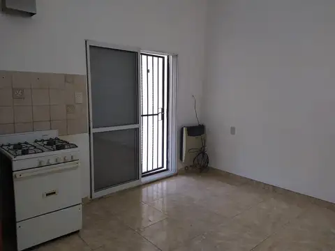 Casa en Alquiler con 1 cochera