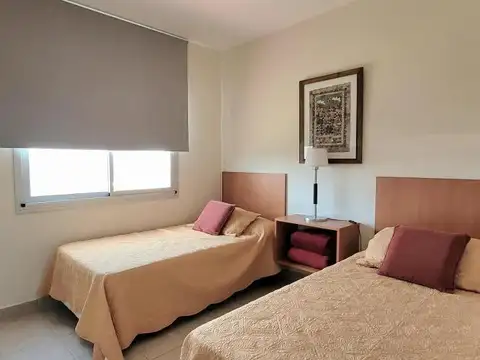 Departamento en venta - 2 Dormitorios 1 Baño - Miramar