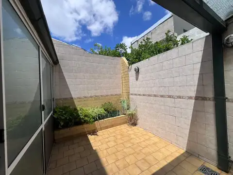 Duplex 4 amb coch patio balcon villa del parque