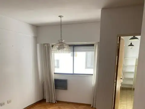 Presidente Roca 700, Piso 5