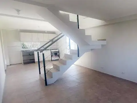 Depto Tipo Casa en Venta de 1 dormitorio