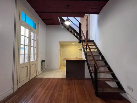 Depto Tipo Casa 2 ambientes con 2 baños