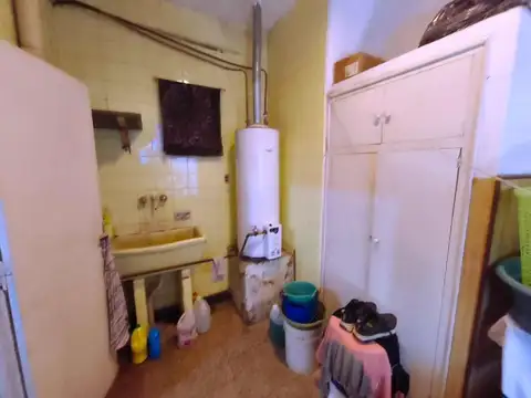 CASA VENTA 2 DORMITORIOS PATIO Y TERRAZA