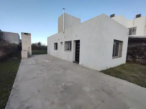 CASA LOTEO LAS ACEQUIAS DEL AIRE. ROLDAN