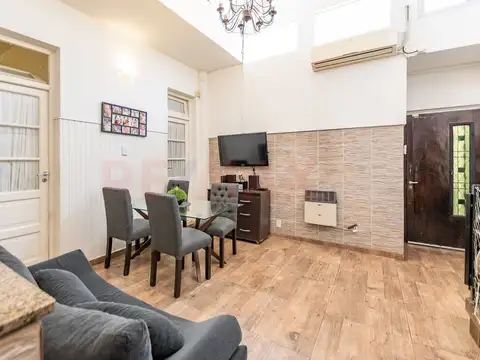 Depto Tipo Casa en Venta 9 años
