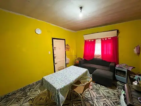 CASA 4 AMBIENTES VENTA LOMAS DE ZAMORA