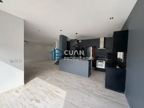 Casa 4 ambientes con 3 baños