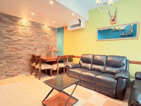 Depto Tipo Casa en Venta de 3 ambientes