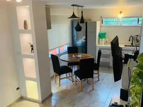 Dúplex de 3 ambientes, en venta con o sin muebles, en complejo Bell Barri. Canning, Ezeiza.