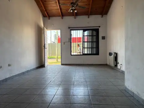Depto Tipo Casa en Venta en Berisso, USD 46.000