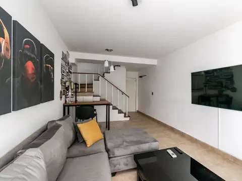 Depto Tipo Casa en Venta de 2 dormitorios
