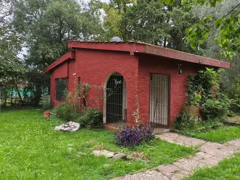 Quinta en venta - 1 Dormitorio 2 Baños - José C. Paz