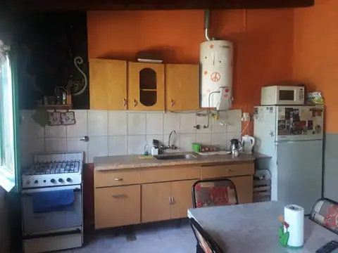 Casa 5 ambientes con 1 baño