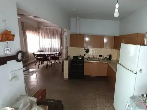 VENTA CASA 2 DOR. + DPTO 2 DOR. CRISOL NORTE - CBA